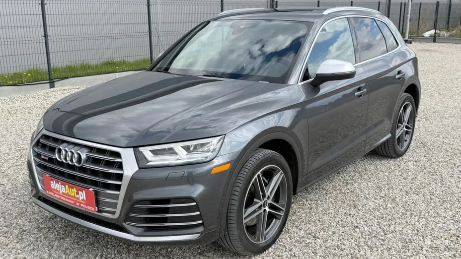 AUDI SQ5 -