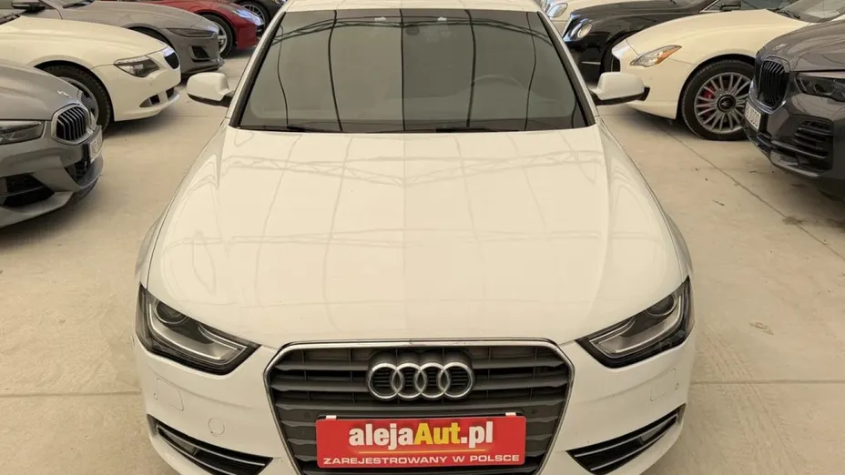 AUDI A4 -