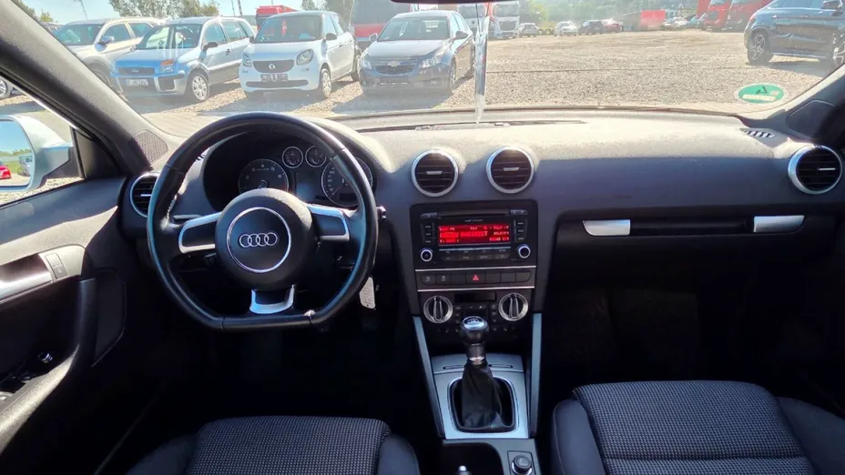 AUDI A3 Sportback -