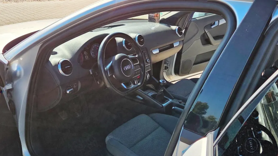 AUDI A3 Sportback -