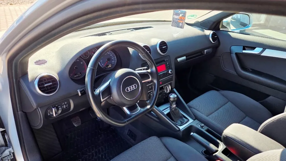 AUDI A3 Sportback -