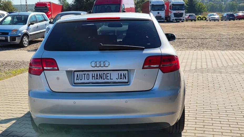 AUDI A3 Sportback -