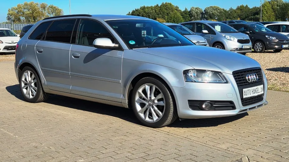 AUDI A3 Sportback -