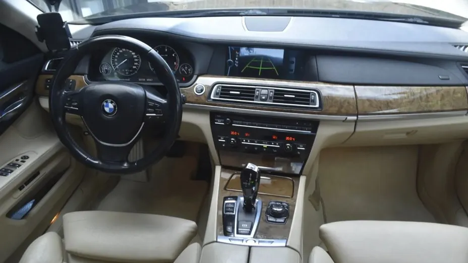 BMW Seria 7 -