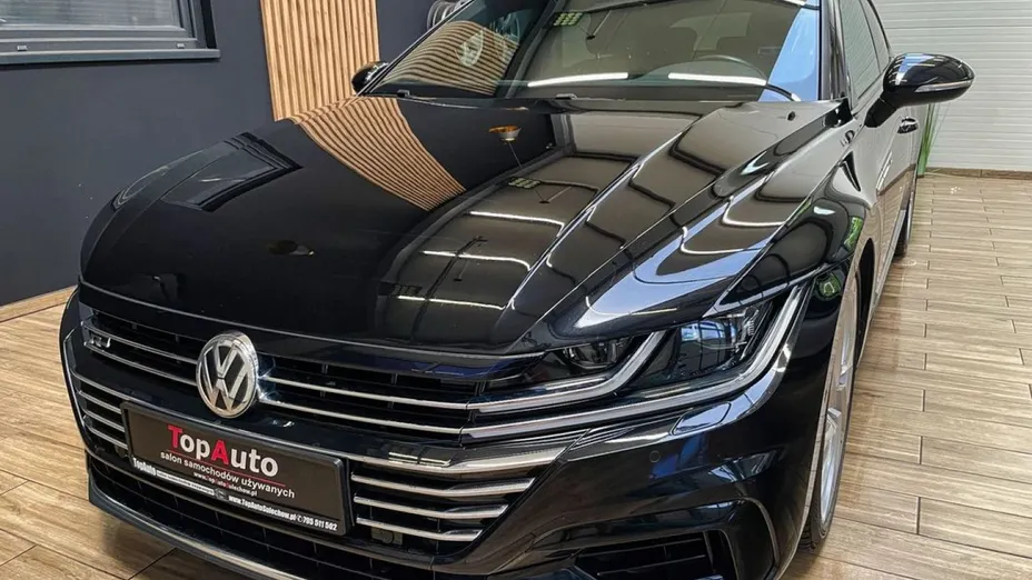 VOLKSWAGEN Arteon -