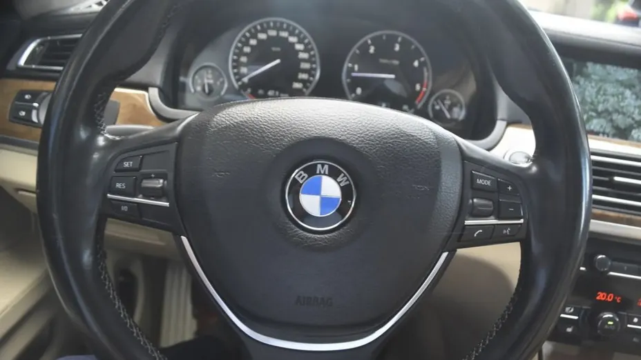 BMW Seria 7 -