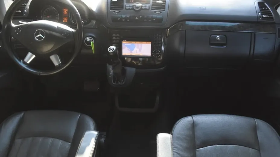 MERCEDES-BENZ Viano -
