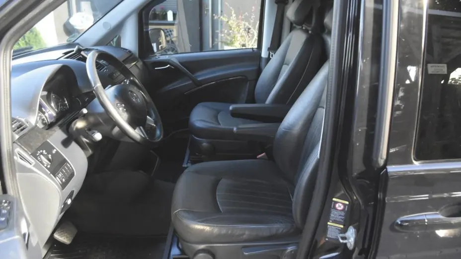 MERCEDES-BENZ Viano -