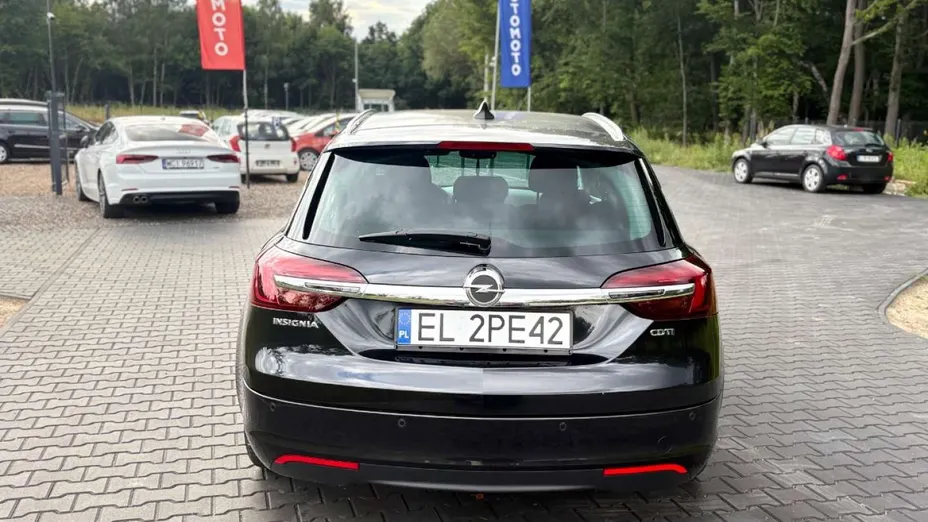 OPEL Insignia -