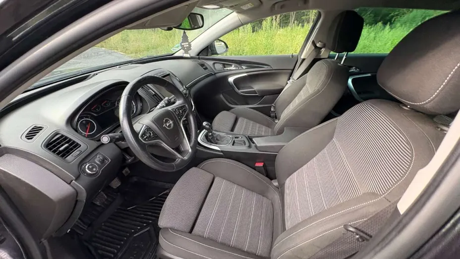 OPEL Insignia -