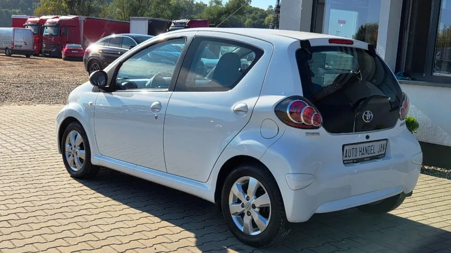 TOYOTA Aygo -
