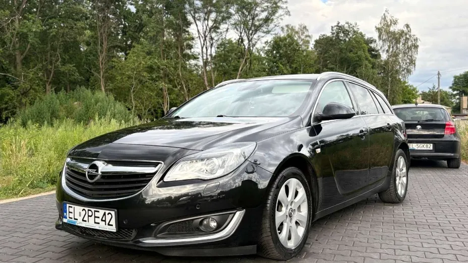 OPEL Insignia -