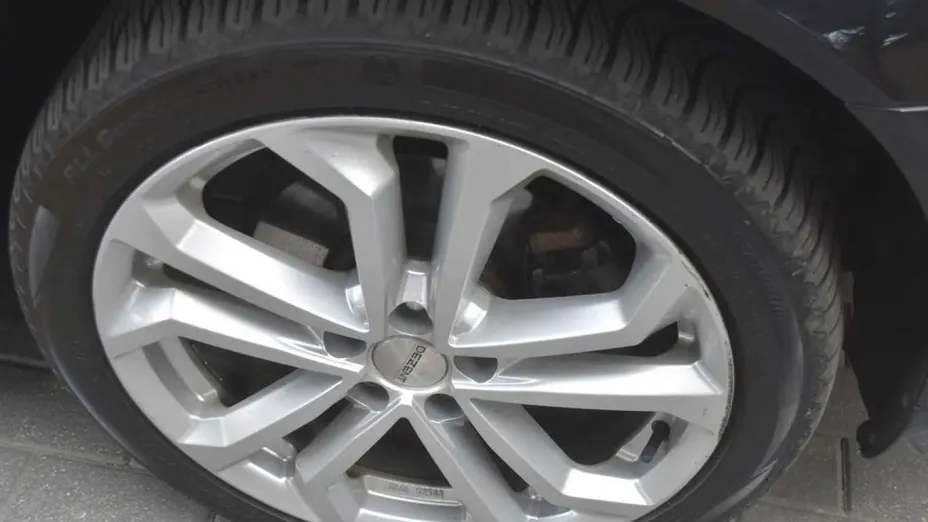 VOLVO S80 -