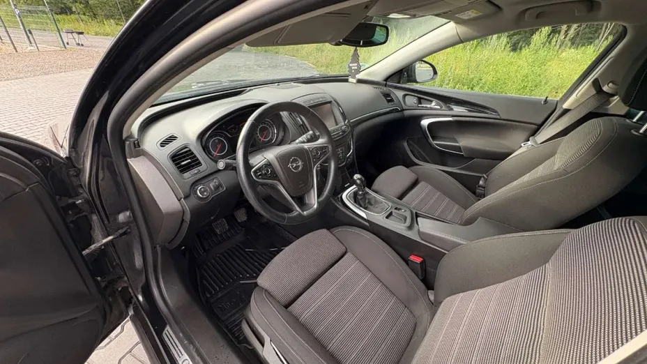 OPEL Insignia -