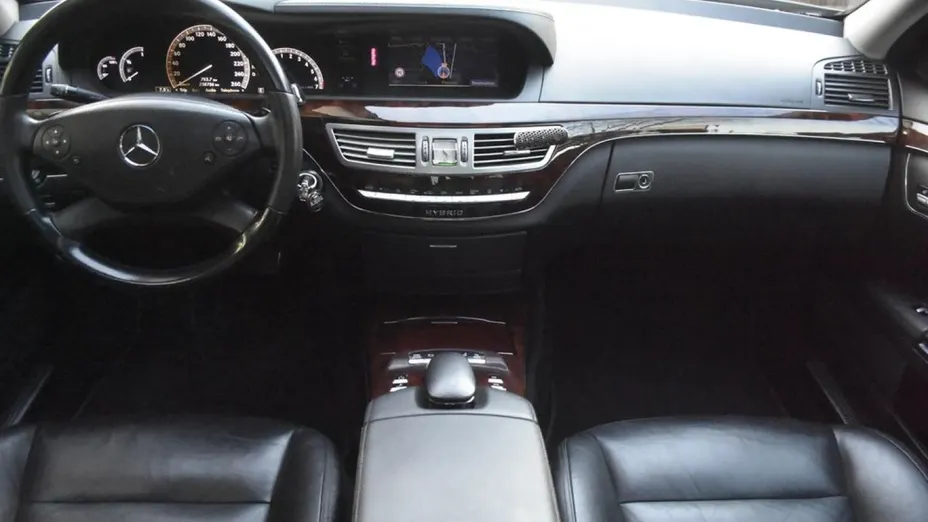 MERCEDES-BENZ S Klasa -