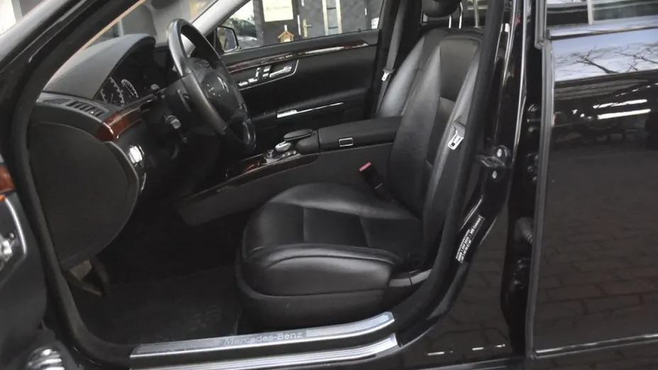 MERCEDES-BENZ S Klasa -