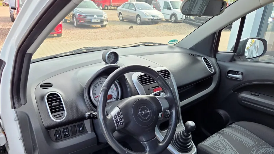 OPEL Agila -