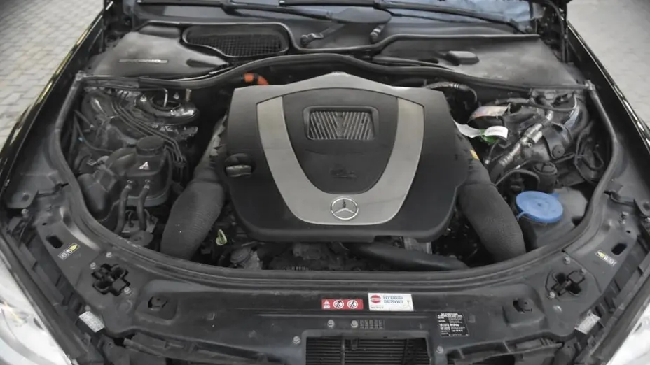 MERCEDES-BENZ S Klasa -