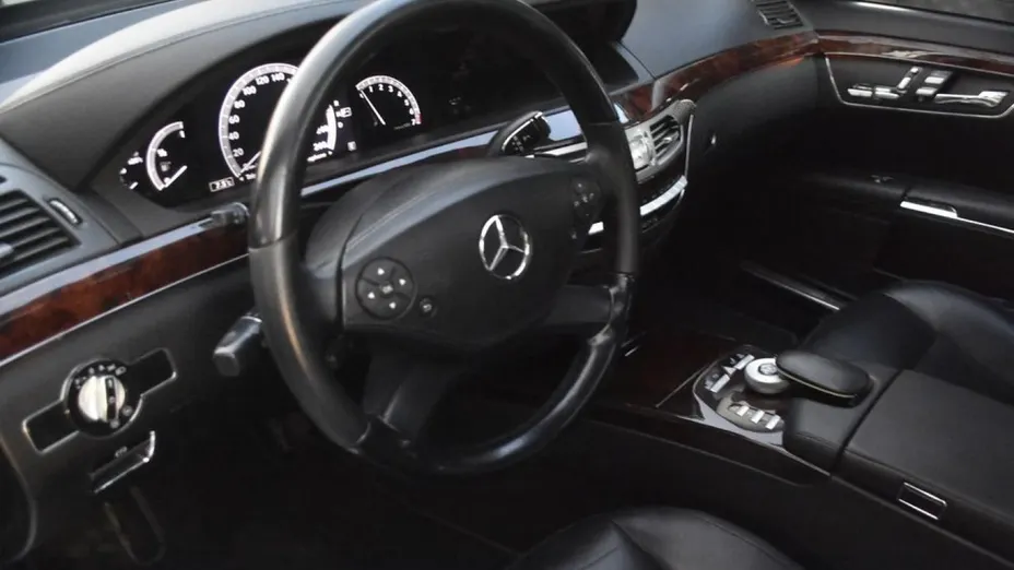 MERCEDES-BENZ S Klasa -