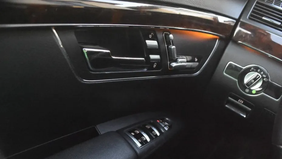 MERCEDES-BENZ S Klasa -