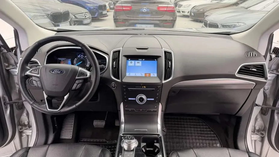 FORD Edge -