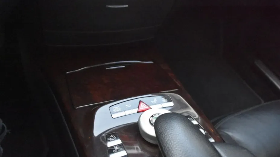 MERCEDES-BENZ S Klasa -