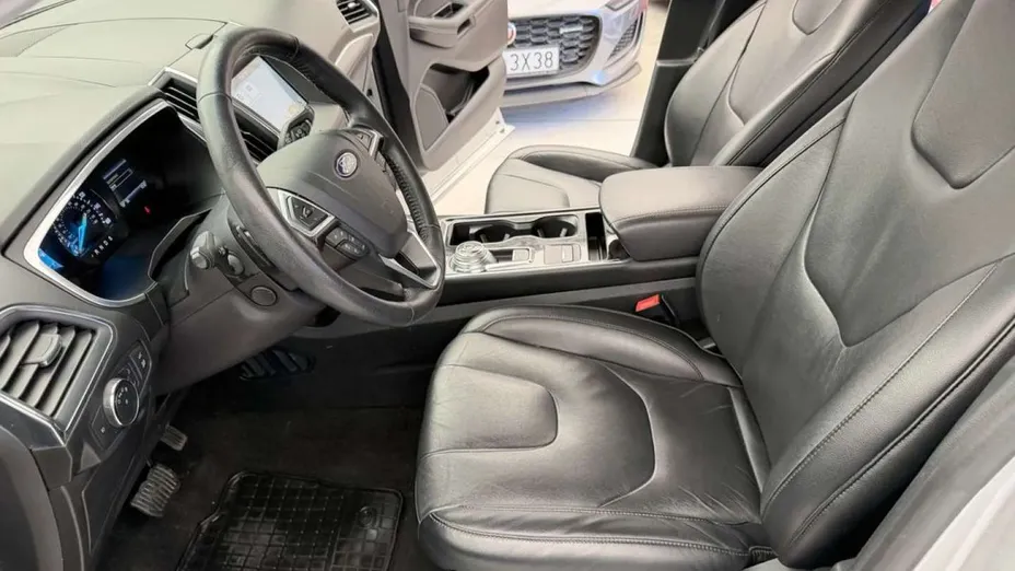 FORD Edge -