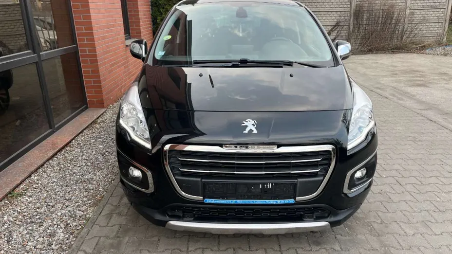 PEUGEOT 3008 -