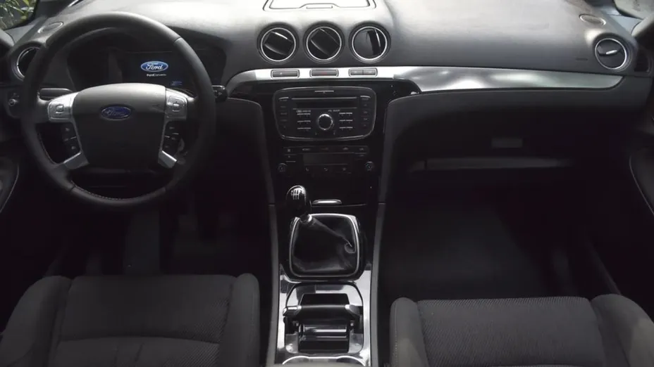 FORD S-MAX -