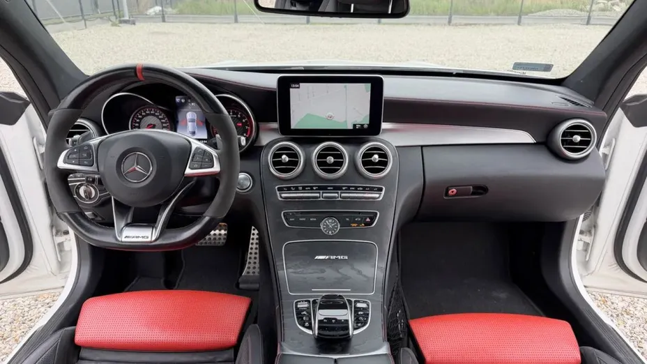 MERCEDES-BENZ C Klasa -