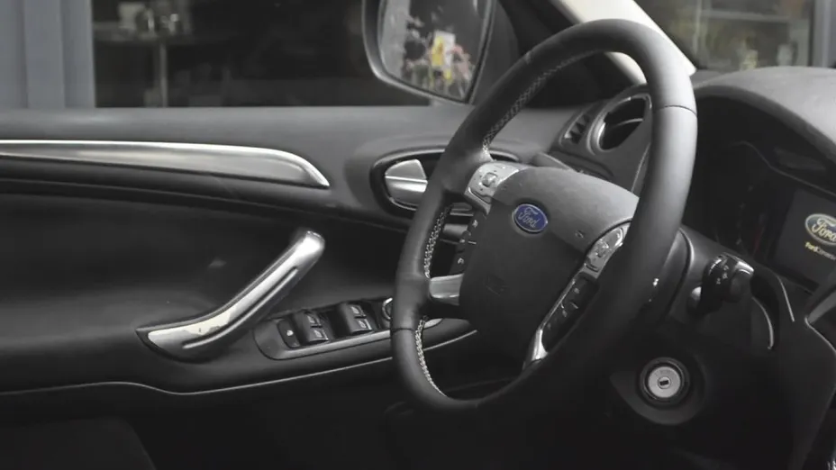 FORD S-MAX -