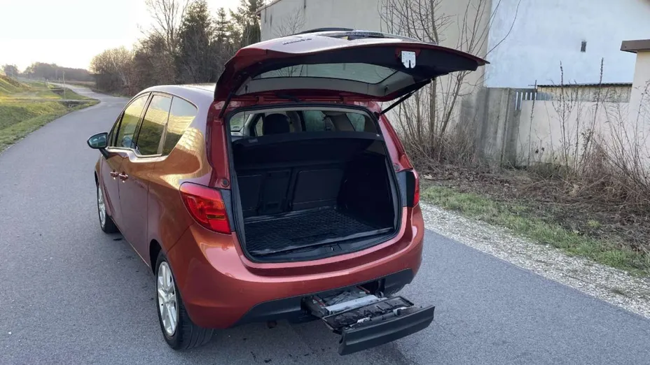 OPEL Meriva -