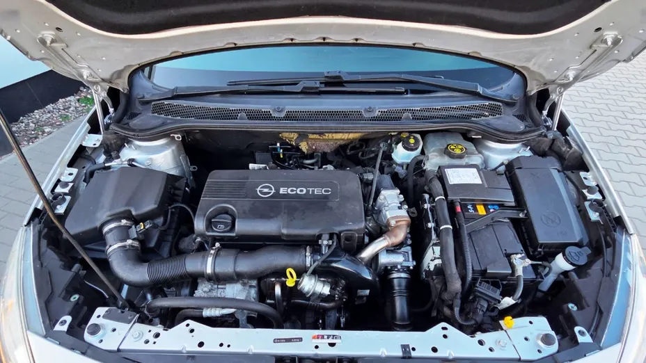 OPEL Astra -