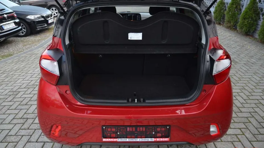 HYUNDAI i10 -
