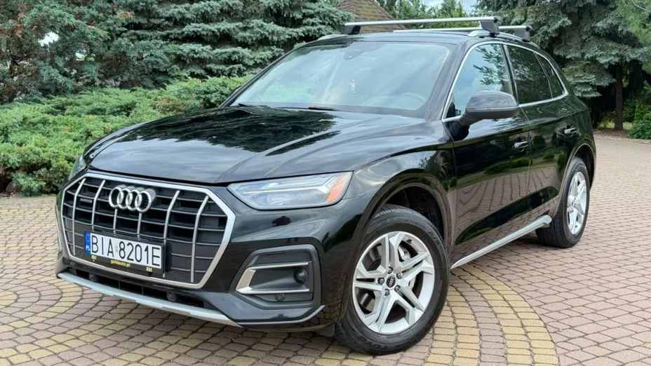 AUDI Q5 -
