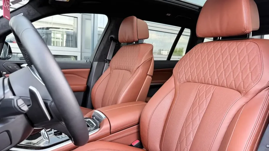 BMW X7 -