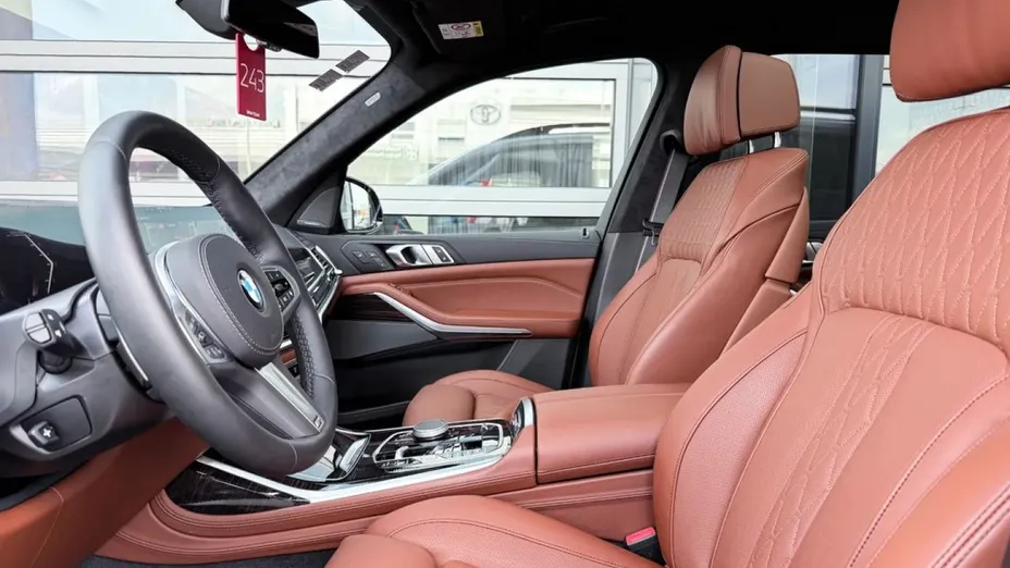 BMW X7 -