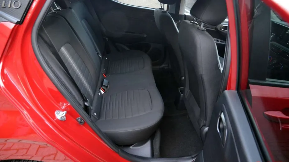 HYUNDAI i10 -