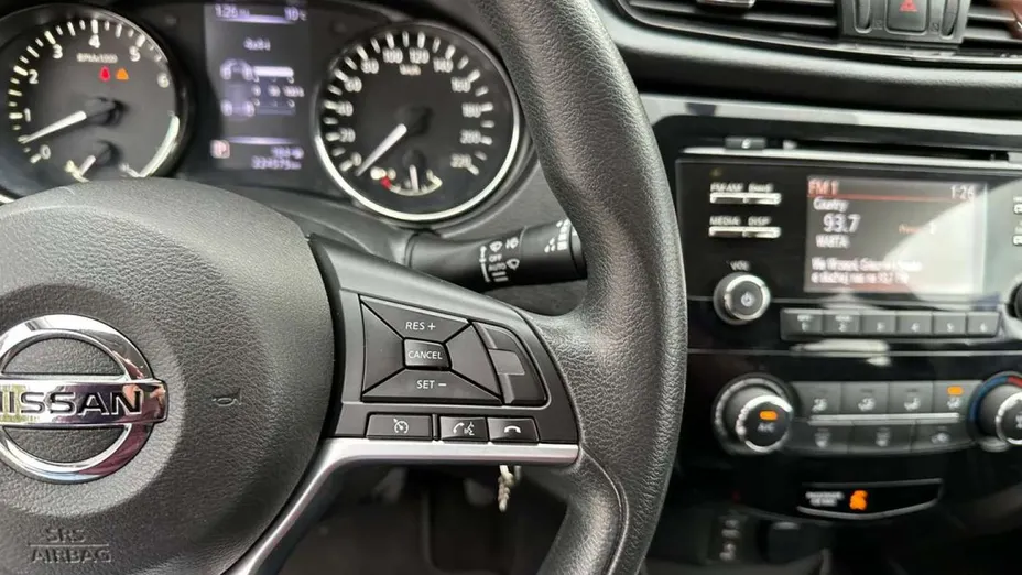 NISSAN Qashqai -