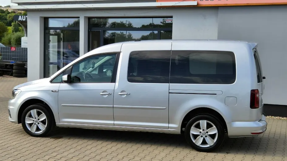 VOLKSWAGEN Caddy -