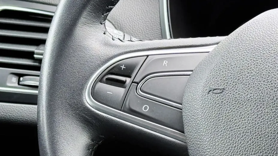 RENAULT Megane -
