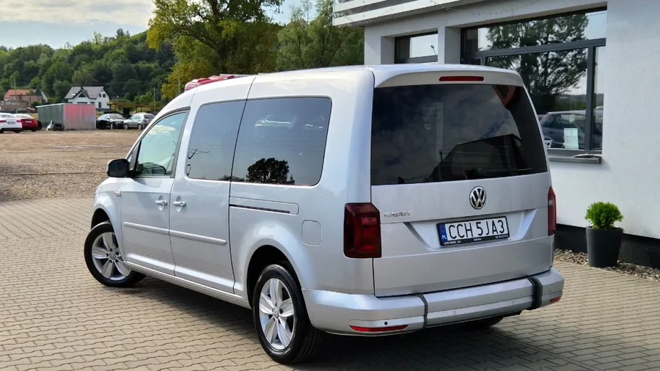 VOLKSWAGEN Caddy -