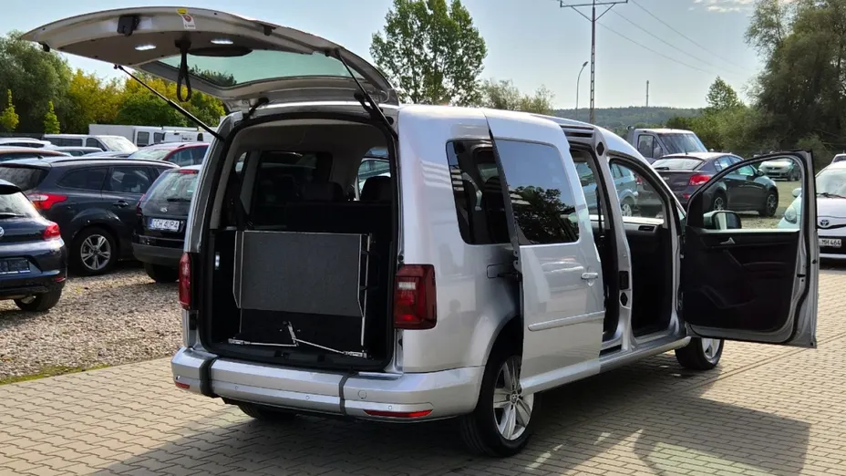 VOLKSWAGEN Caddy -
