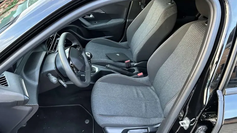 PEUGEOT 2008 -