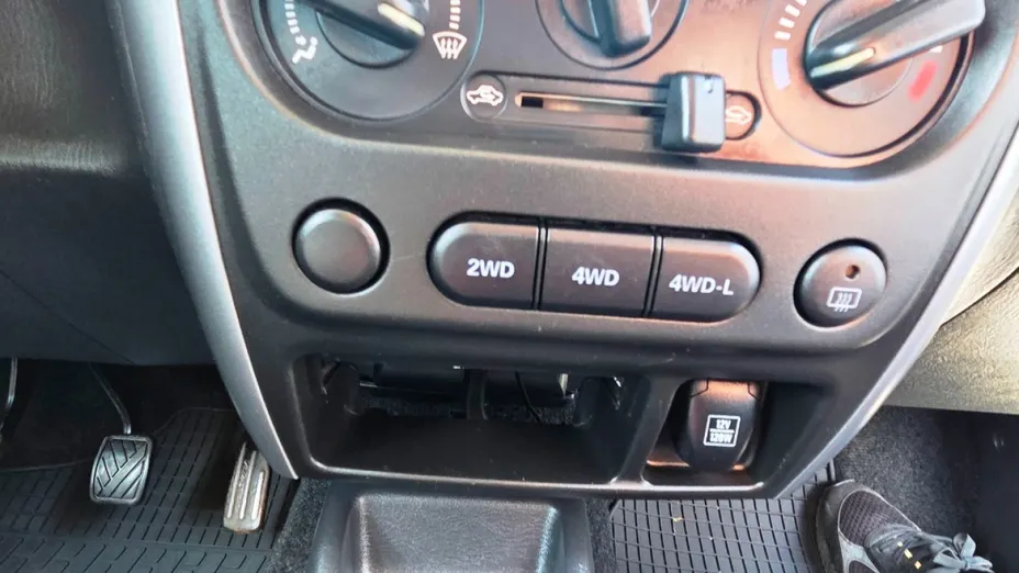 SUZUKI Jimny -