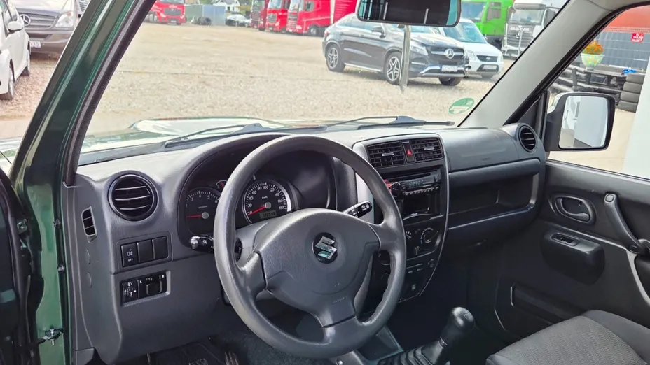 SUZUKI Jimny -