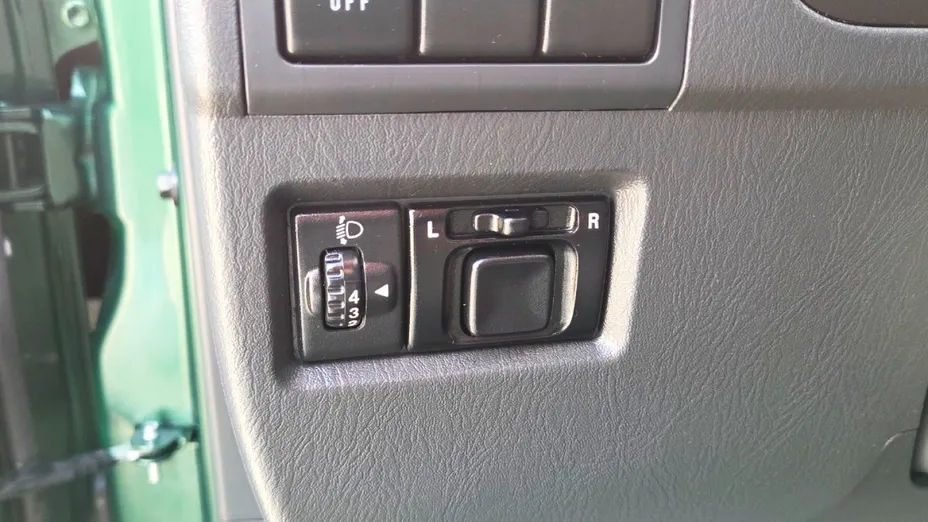 SUZUKI Jimny -