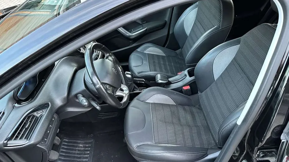 PEUGEOT 2008 -