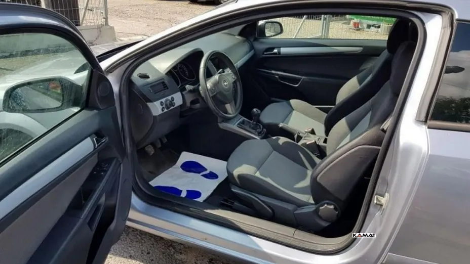 OPEL Astra -