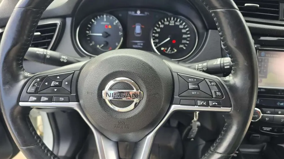 NISSAN X-Trail -